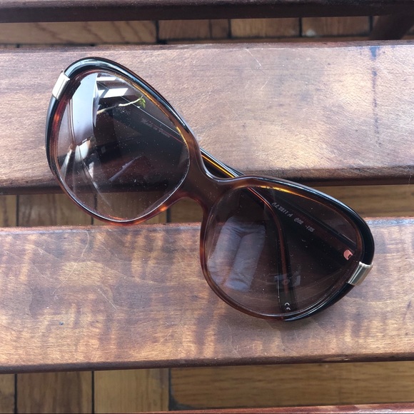 Authentic Chloe Tortoiseshell Sunglasses - Picture 2 of 5
